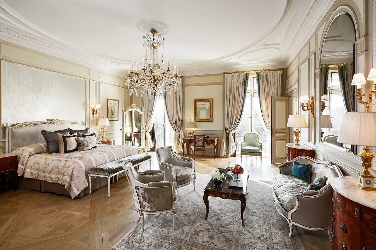 ***** Hotel Le Meurice - Dorchester Collection Paris France