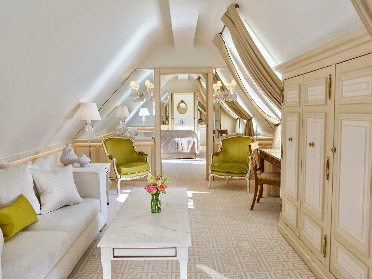 Le Meurice - Dorchester Collection Parijs Frankrijk