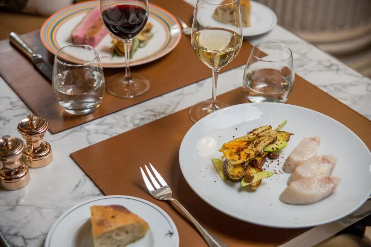 Le Meurice - Dorchester Collection Paris 5*,  France